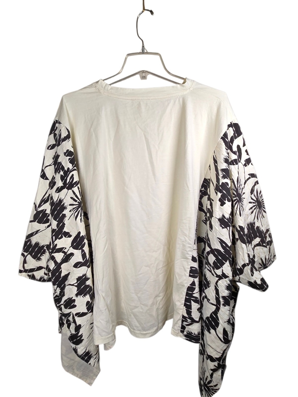 Fleetwood Mac Graphic Cream Tee with Black Floral Kimono Sleeves L/xl - Picture 5 of 6